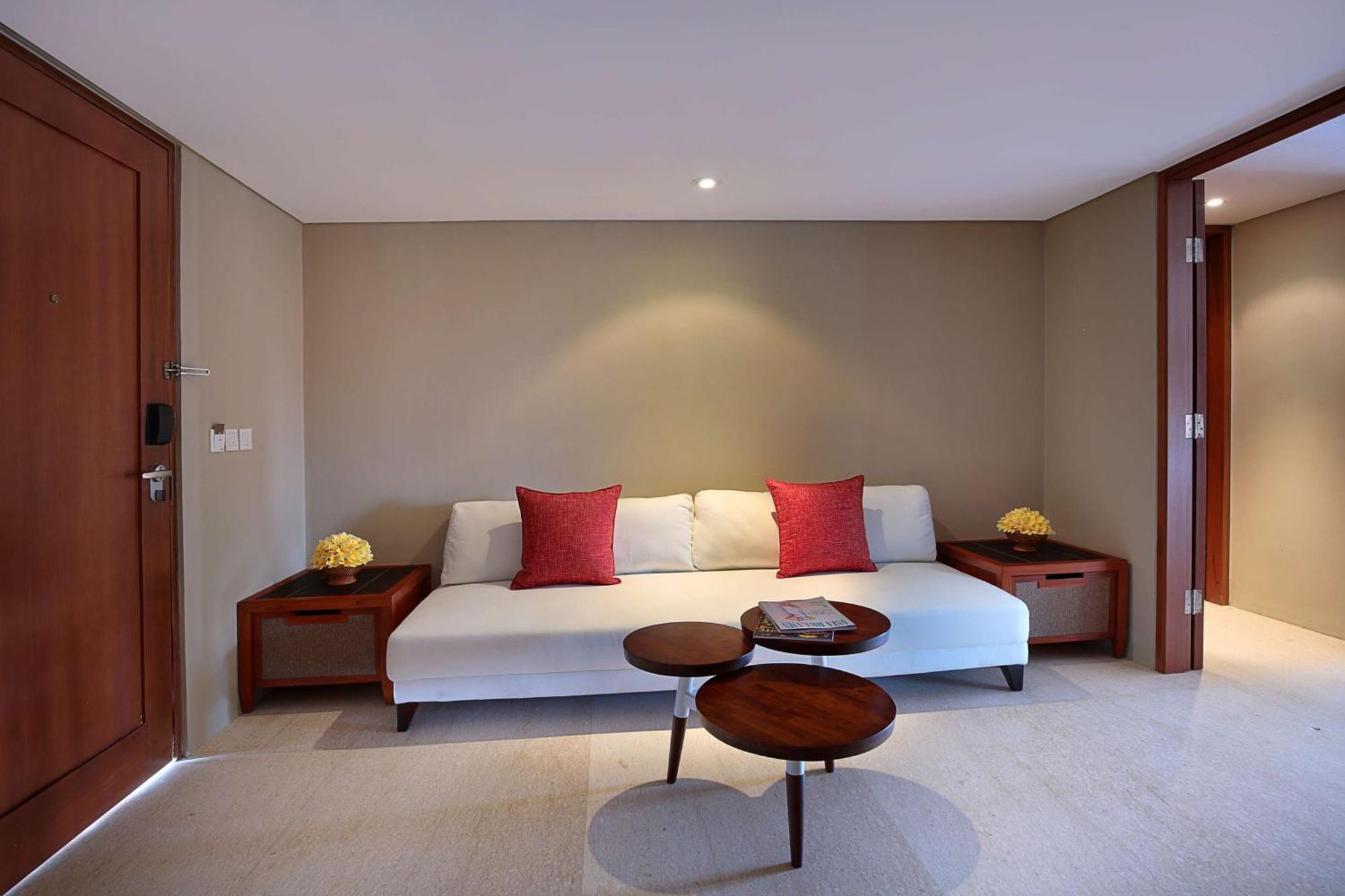 The Bandha Hotel & Suites Legian Exterior foto A room at the hotel